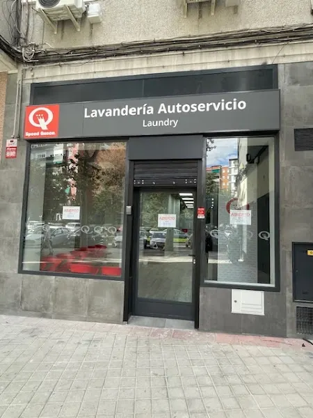 Lavandería Autoservicio Speed Queen La Serna - Lavandería en Fuenlabrada - foto 2