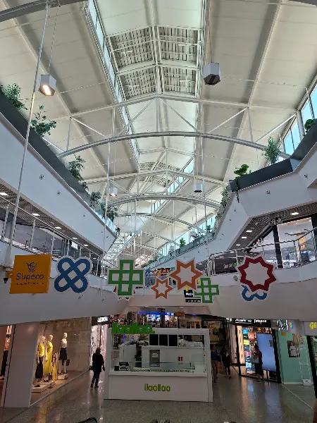 Centro Comercial El Arcángel - Centro comercial en Córdoba - foto 3