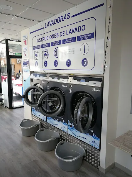 LaColada de PACO - Lavandería de autoservicio en Armilla - foto 2
