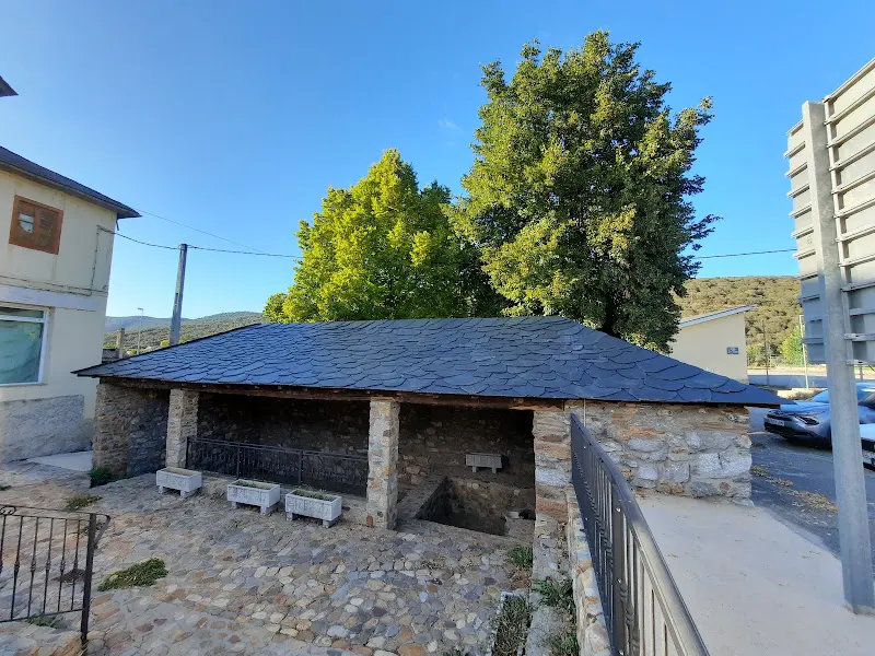 Lavadero Municipal - Carucedo