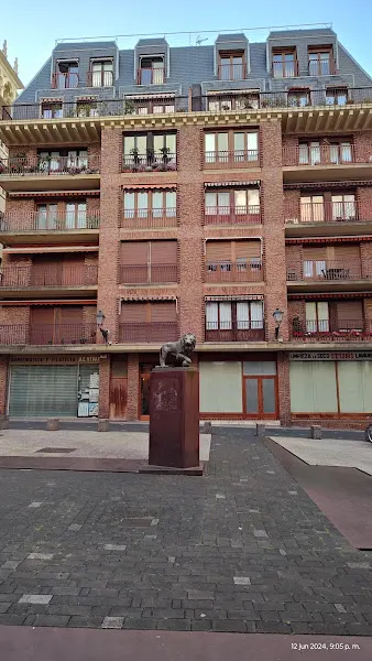 Limpieza EM Seco Ituri Lavanderia - Donostia-San Sebastian