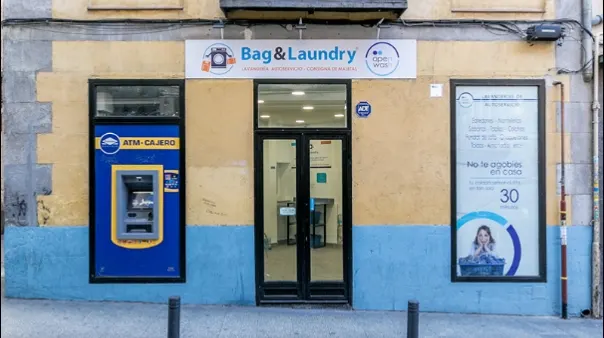Bag and Laundry - Laundromat - Lavandería Autoservicio - Lavandería de autoservicio en Madrid - foto 2