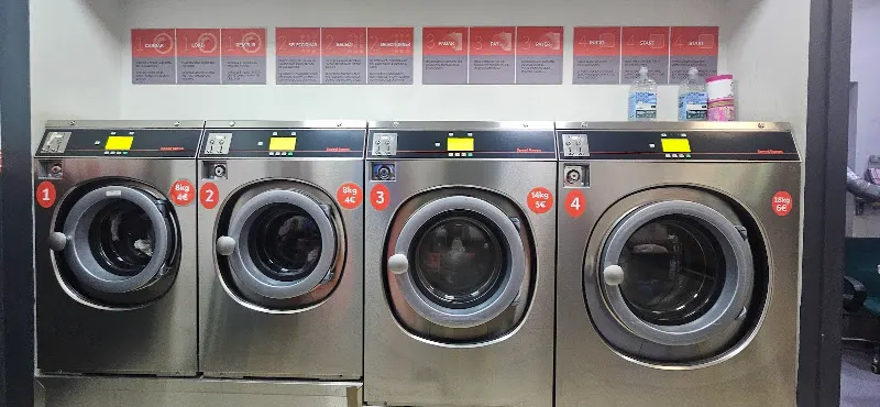 Laundry G & a - Lavandería de autoservicio en Madrid - foto 2