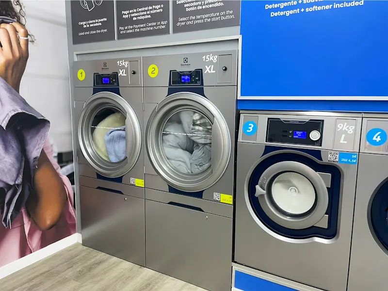 Lavandería autoservicio La Wash
