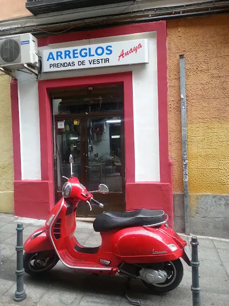 Arreglos Jossy, (Tintorería) Madrid - Tienda de arreglos de ropa en Madrid - foto 2