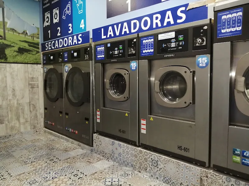 Lavanderia La Rápida - Lavandería de autoservicio en Madrid - foto 2