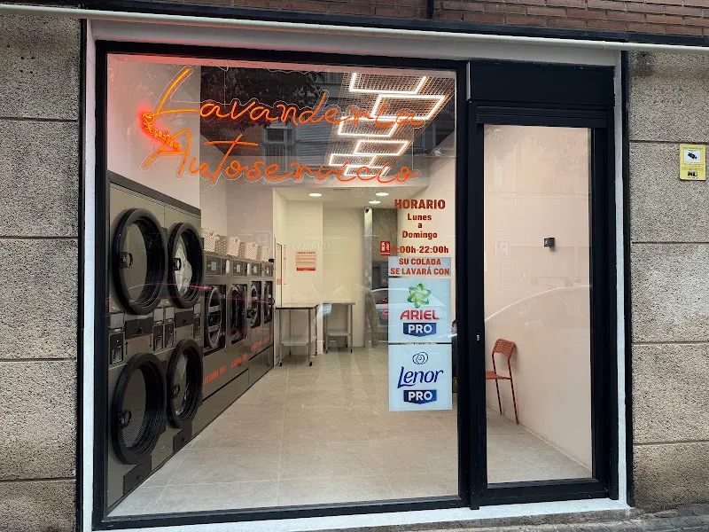 Lavandería Blanco Puro Santa Casilda - Lavandería de autoservicio en Madrid - foto 2