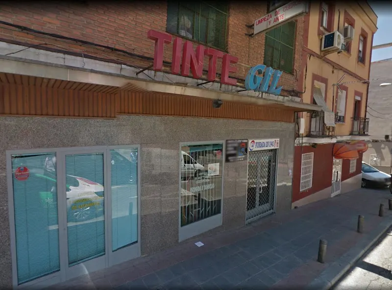 Tintorería Gil - Tintorería en Madrid - foto 2