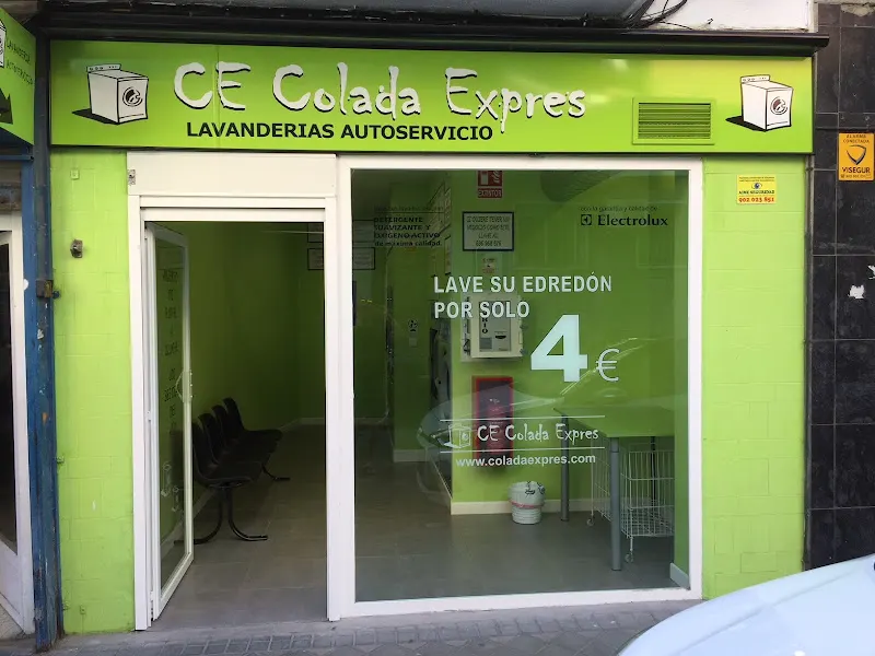 Lavanderia Autoservicio Villaverde Alto Colada Expres - Lavandería de autoservicio en Madrid - foto 2