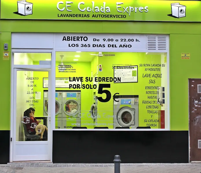 Lavandería Autoservicio Colada Express - Lavandería de autoservicio en Madrid - foto 2