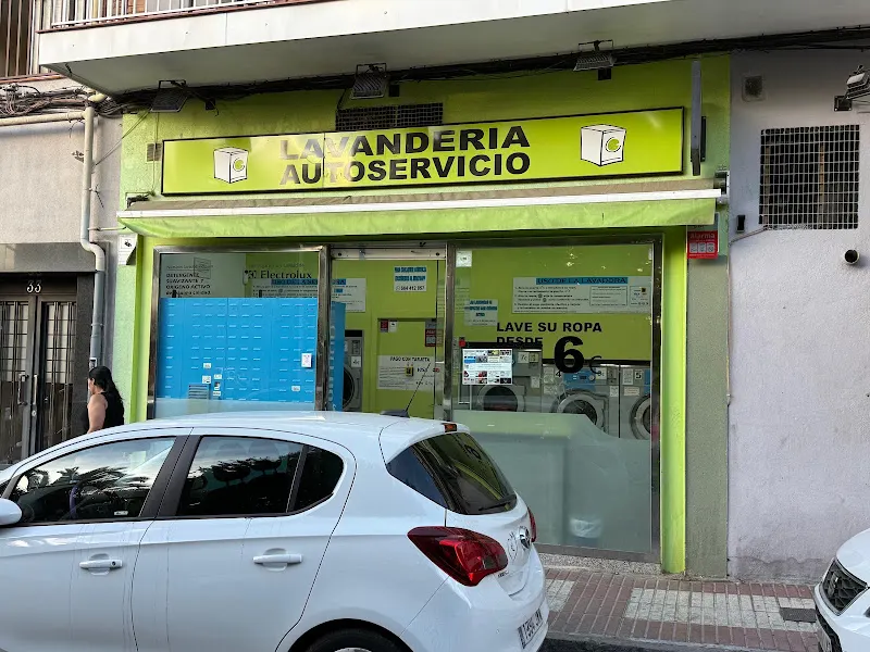Lavandería Autoservicio San Mariano 33 - Lavandería de autoservicio en Madrid - foto 2