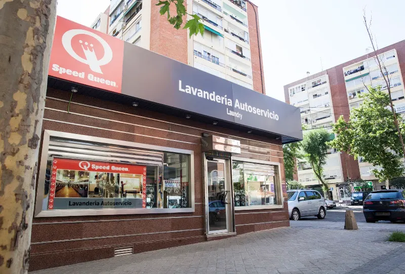Speed Queen Lavandería Autoservicio - Lavandería de autoservicio en Madrid - foto 2