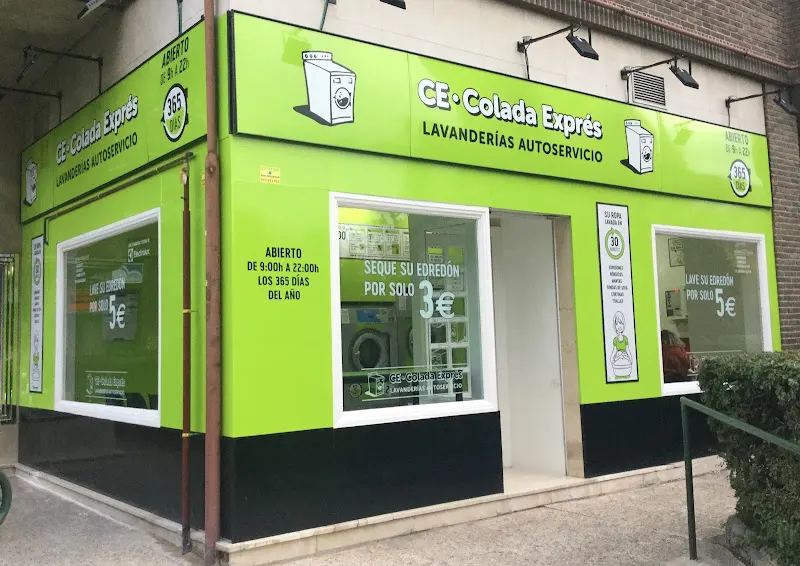 CE Colada Exprés - Lavandería de autoservicio en Madrid - foto 2