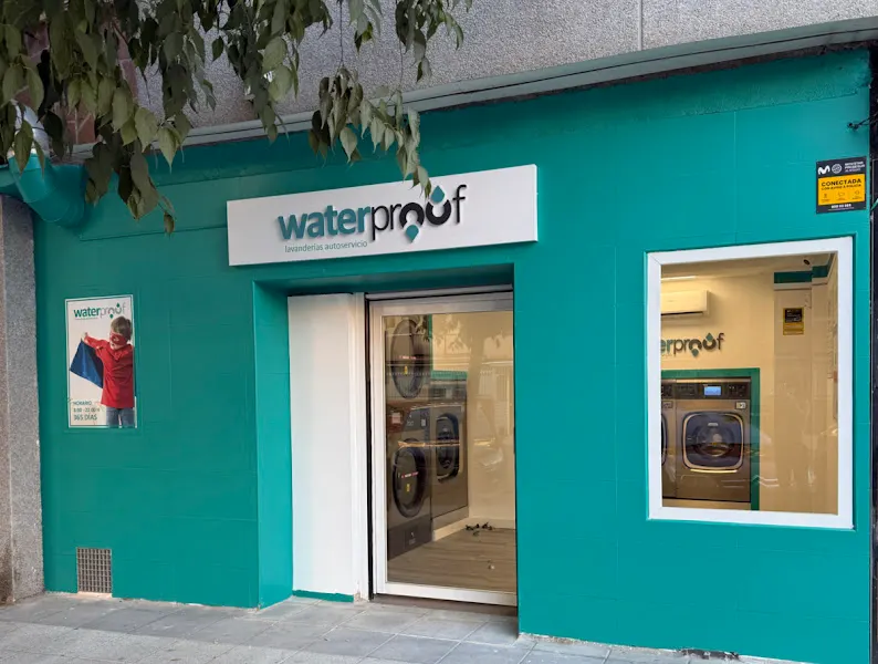 Lavandería Waterproof Vicalvaro - Lavandería de autoservicio en Madrid - foto 2