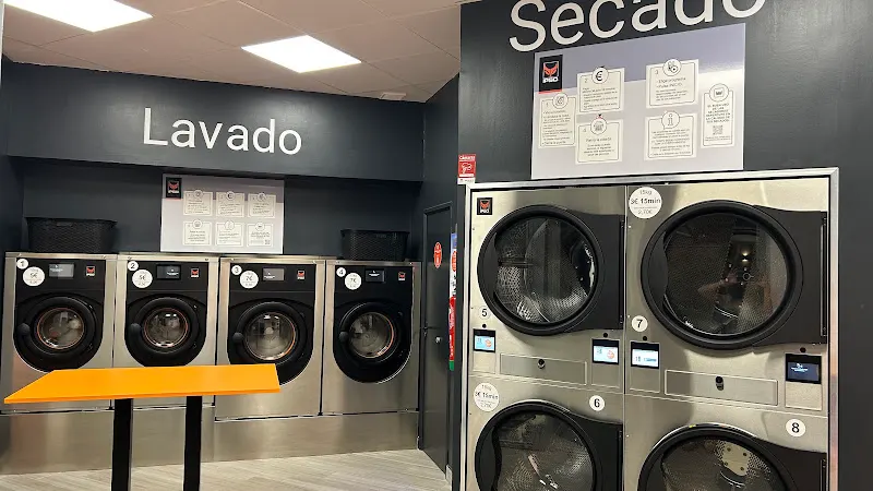 Lavandería Las Suertes - Lavandería de autoservicio en Madrid - foto 2