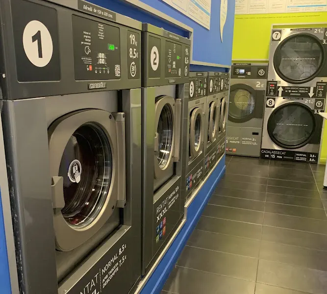 La Wash - Lavandería de autoservicio en Barcelona - foto 2