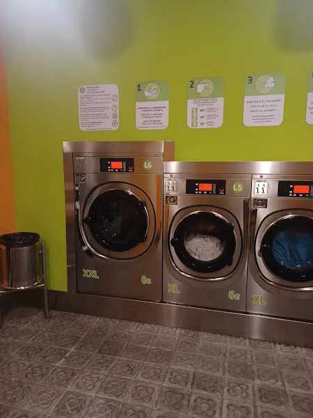 Bugadry . lavandería autoservicio . laundry - Lavandería de autoservicio en Barcelona - foto 2