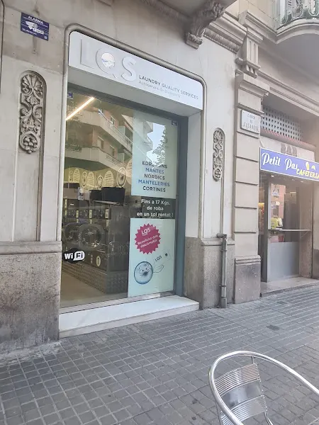 Laundry Quality Services - Bugaderia Autoservei - Lavandería autoservicio - Barcelona
