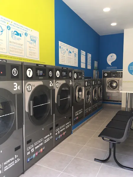La Wash - Lavandería de autoservicio en Barcelona - foto 2