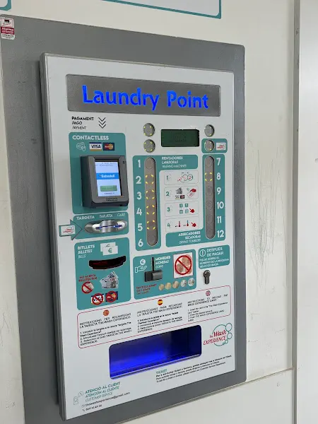 The Wash Experience Consell de Cent