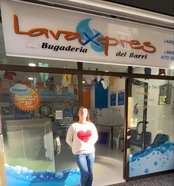 LavaXpres - Lavandería de autoservicio en Barcelona - foto 2