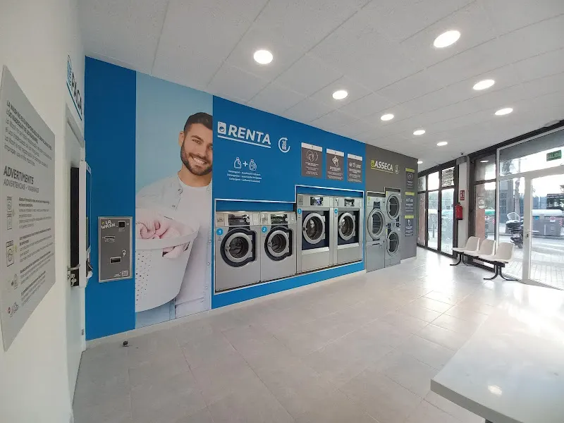 La Wash - Lavandería de autoservicio en L'Hospitalet de Llobregat - foto 2