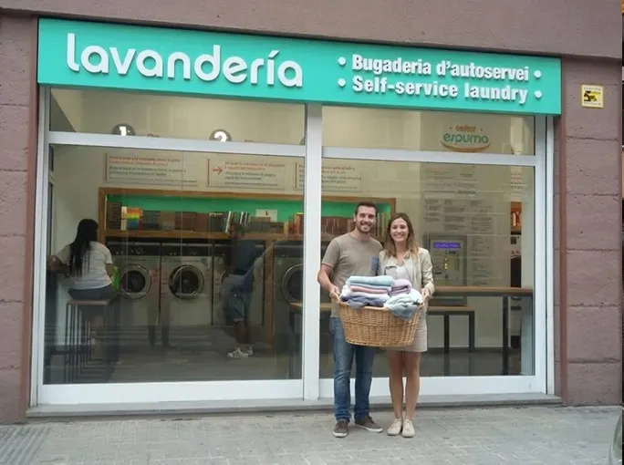 Lavandería Autoservicio Laundromat - Señor Espuma - Lavandería de autoservicio en Barcelona - foto 4