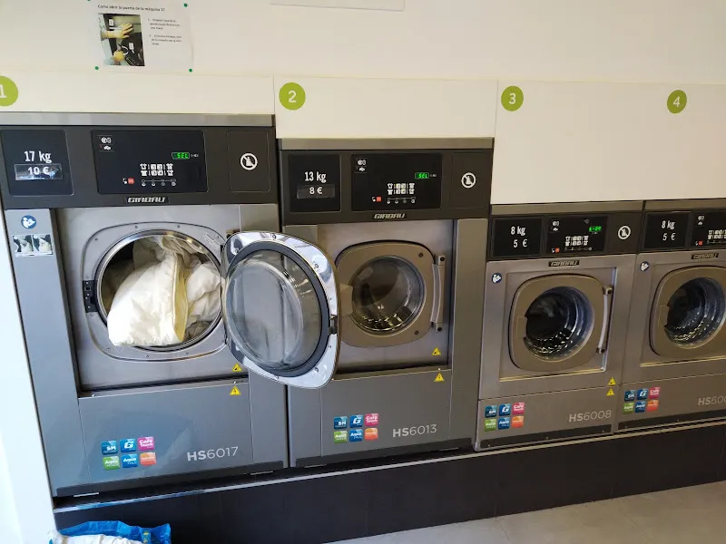 Fresh Laundry Guinardó - Lavandería de autoservicio en Barcelona - foto 2