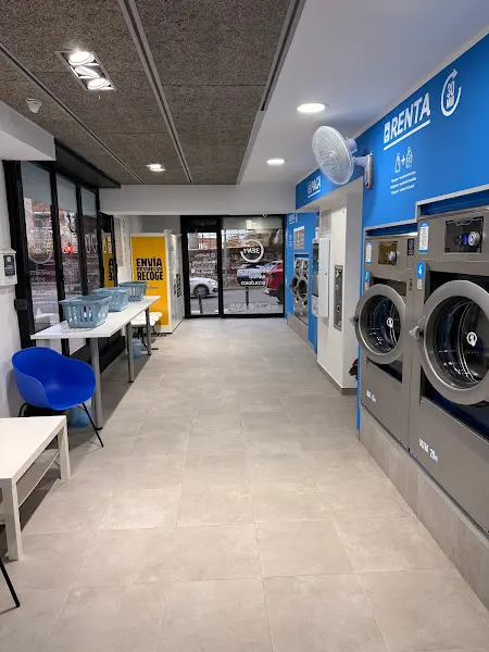 La Wash - Lavandería de autoservicio en Barcelona - foto 2