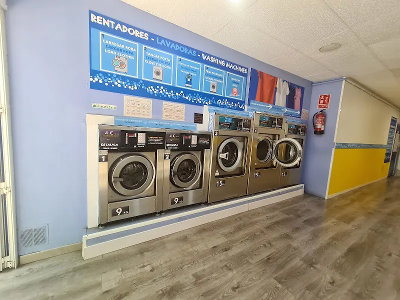 Tulavanderia, lavandería autoservicio Barcelona. La bugaderia to wash