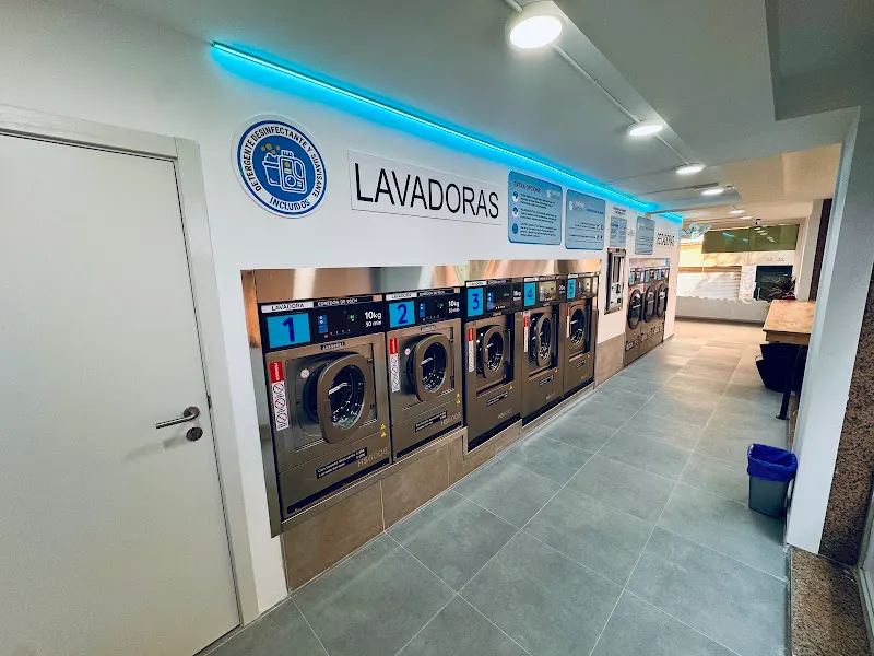 Lavanderia Autoservicio LavaFresh - Lavandería de autoservicio en Barcelona - foto 2