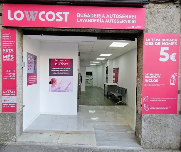 Lavandería autoservicio Low Cost Torrassa - Lavandería de autoservicio en L'Hospitalet de Llobregat - foto 2