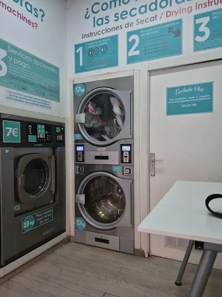 Centro Lavandería de Autoservicio Ecolada Plus - Lavandería de autoservicio en València - foto 2