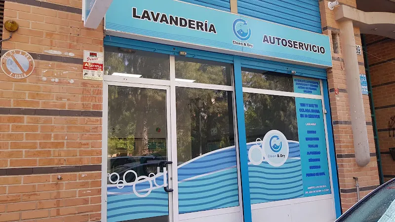 Lavanderia Autoservicio Clean&Dry - Lavandería de autoservicio en València - foto 2
