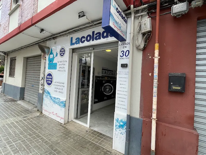Lavandería La Colada Burjasot - Lavandería de autoservicio en Burjassot - foto 2