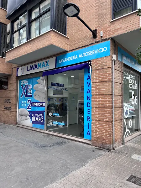 Lavandería Autoservicio LAVAMAX Sants