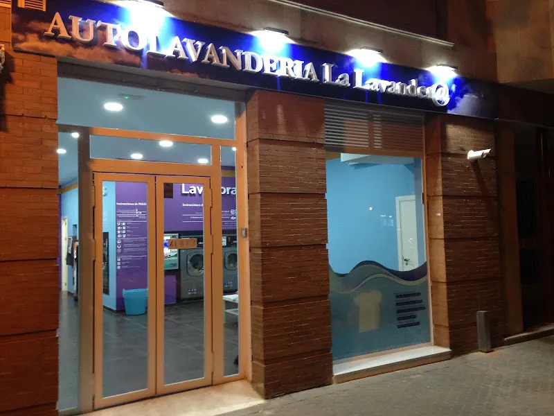 Autolavandería La Lavander@ - Lavandería de autoservicio en Sevilla - foto 2