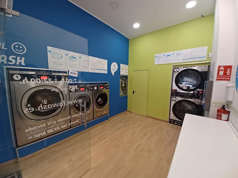 La wash - Lavandería de autoservicio en Sevilla - foto 2
