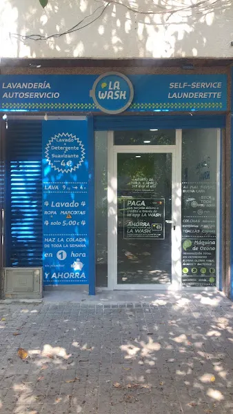 La Wash - Lavandería de autoservicio en Sevilla - foto 2
