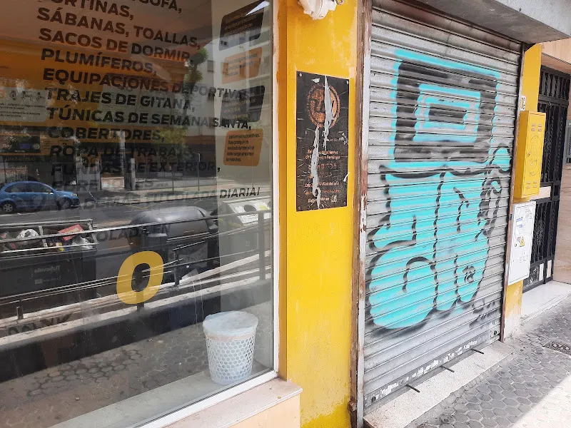 Wasandrai Lavanderia Autoservicio