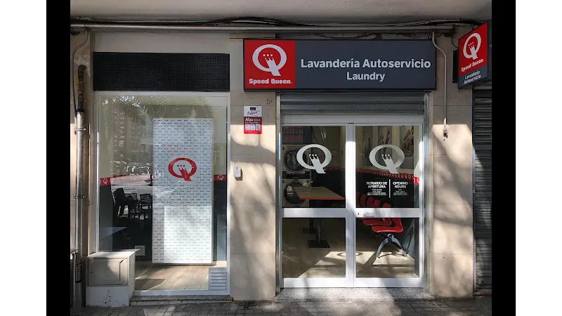 Speed Queen - Lavandería de autoservicio en Sevilla - foto 2