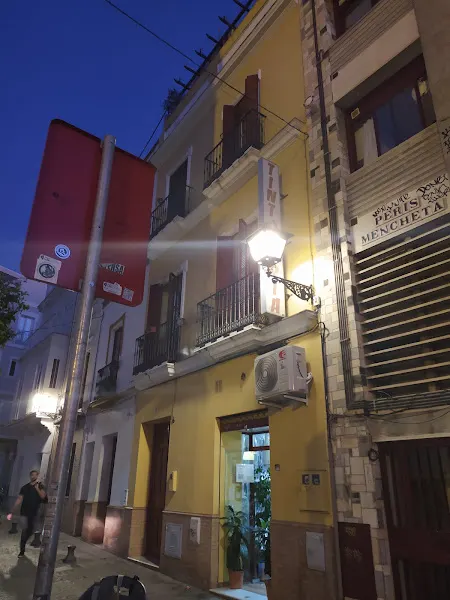 Tintorería-Lavanderia González