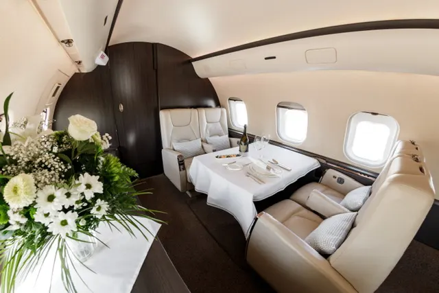 The Black Box. VIP dry cleaning and laundry services. - Mijas