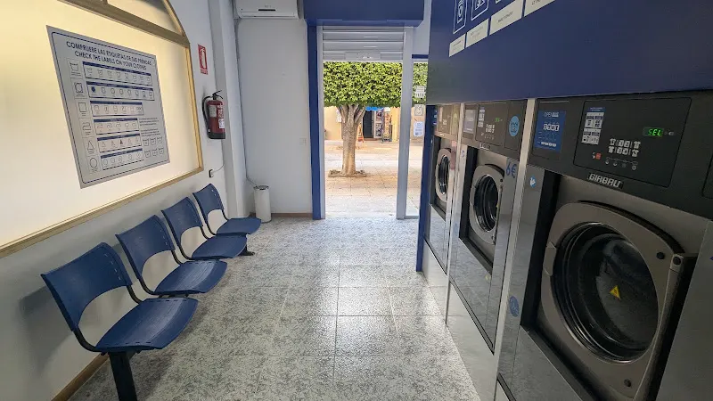Lavandería Autoservicio OpenBlue Teatinos
