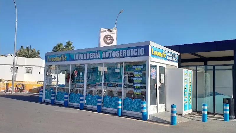 Lavandería Autoservicio Madese - Lavomatic