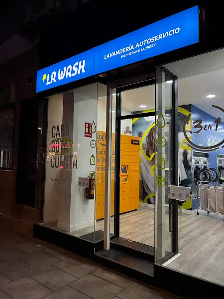 Amazon Locker - artemia - Servicio de mensajería en Madrid - foto 2