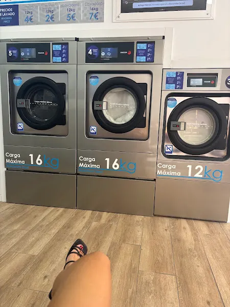 Lavandería Autoservicio Open Wash Paterna