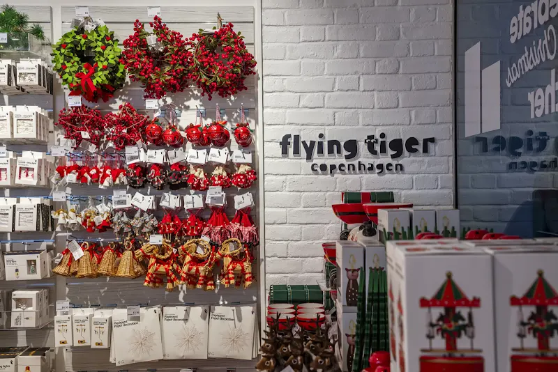 Flying Tiger Copenhagen - Tienda de regalos en València - foto 2
