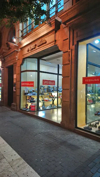 Supermira - Zapatería en València - foto 2