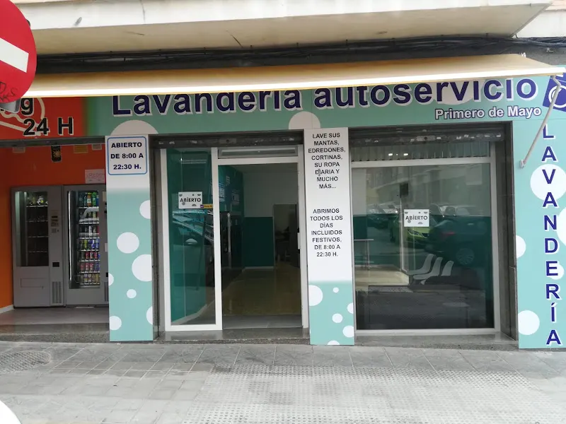 Lavanderia Autoservicio Primero de Mayo - Lavandería de autoservicio en Paterna - foto 2